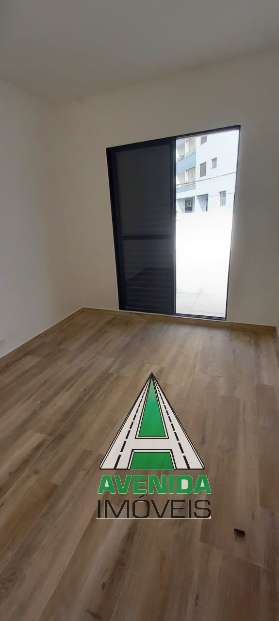 Lindo sobrado, 138 m² c/ 3 dormitórios na Vila Iris em São Bernardo do Campo
