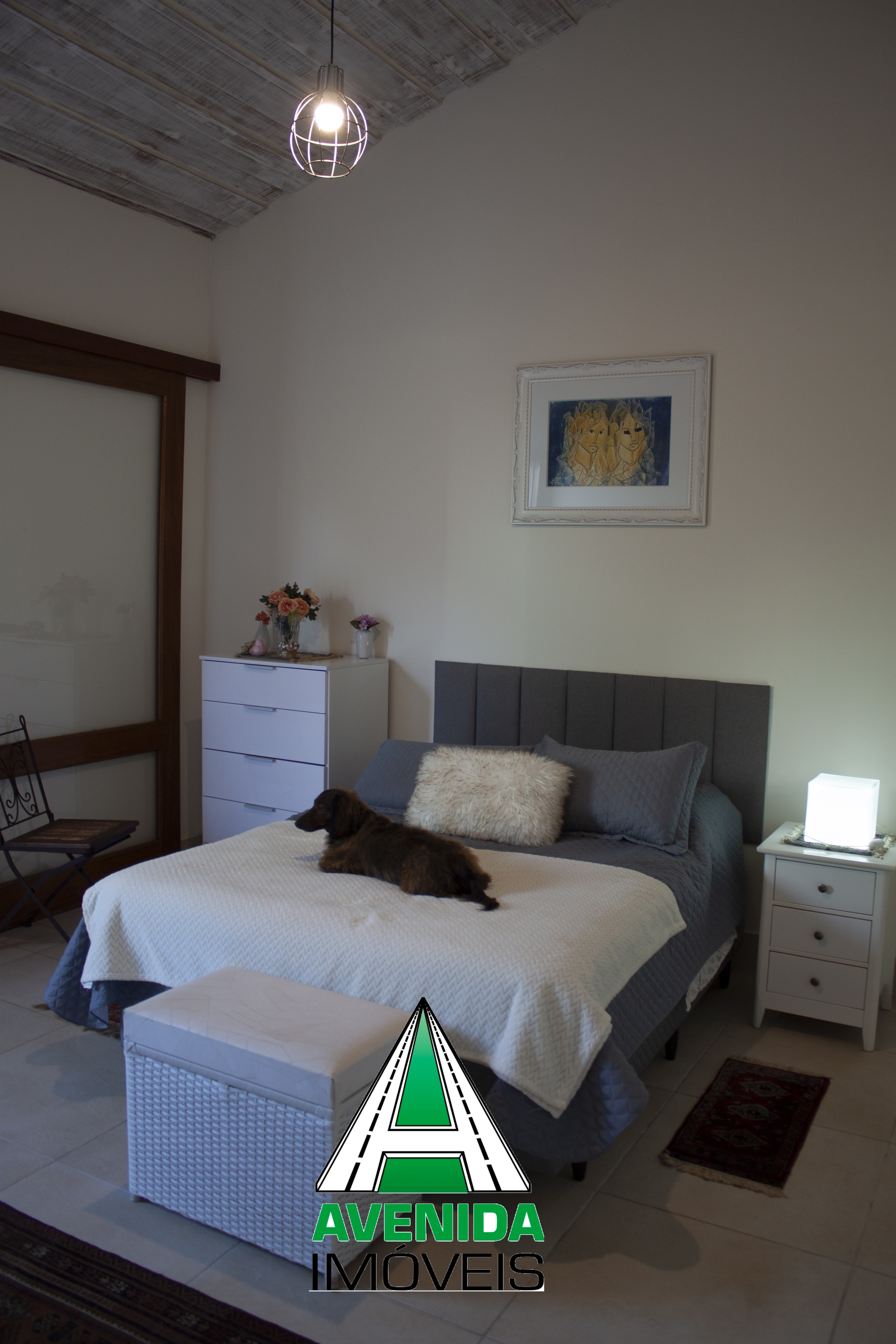 Linda casa térrea, 549 m² c/ 4 suítes na cidade de Cesário Lange- SP