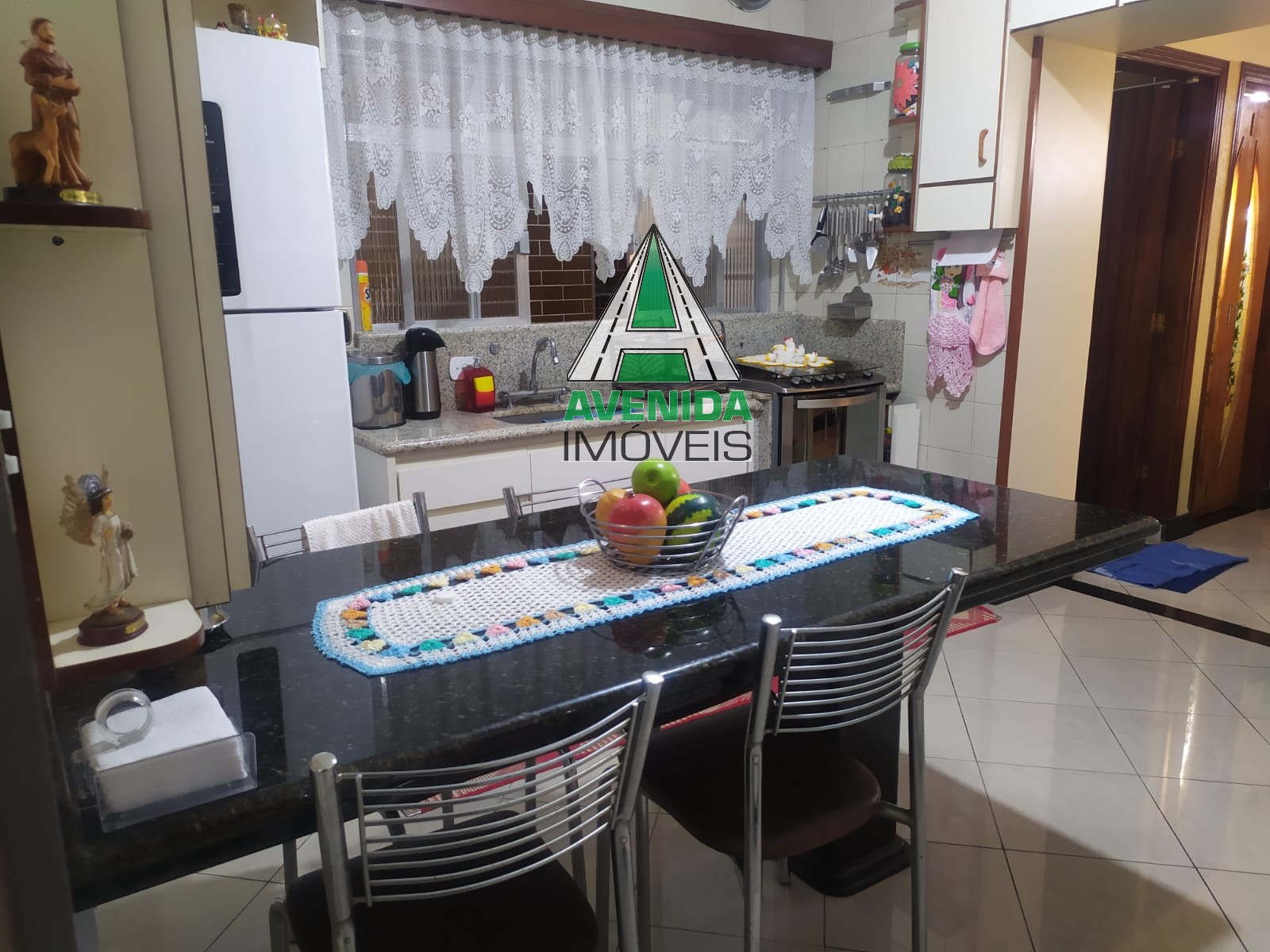 Sobrado 195 m², com 3 dormitórios, no Bairro Santa Terezinha, São Bernardo do Campo
