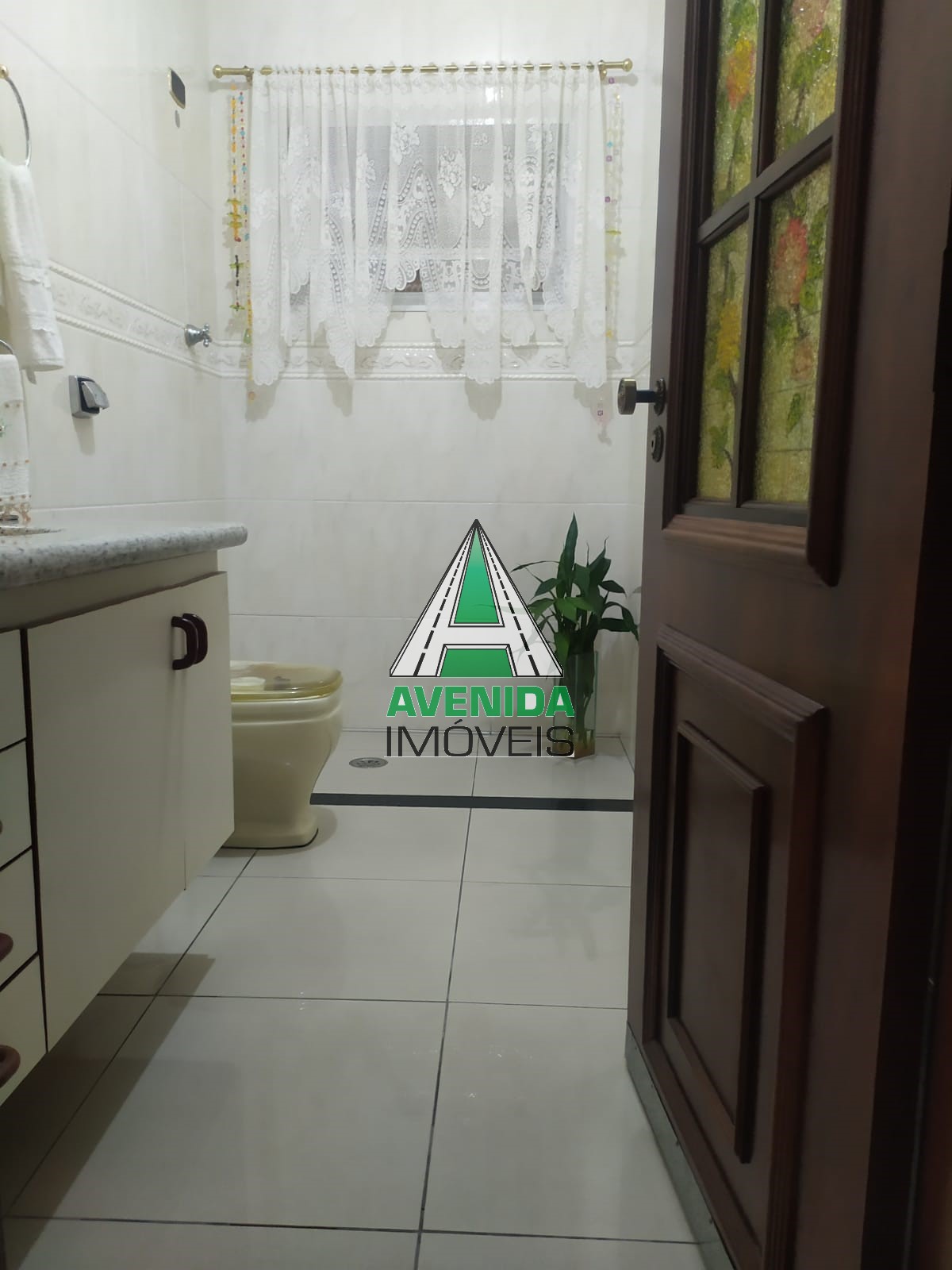 Sobrado 195 m², com 3 dormitórios, no Bairro Santa Terezinha, São Bernardo do Campo
