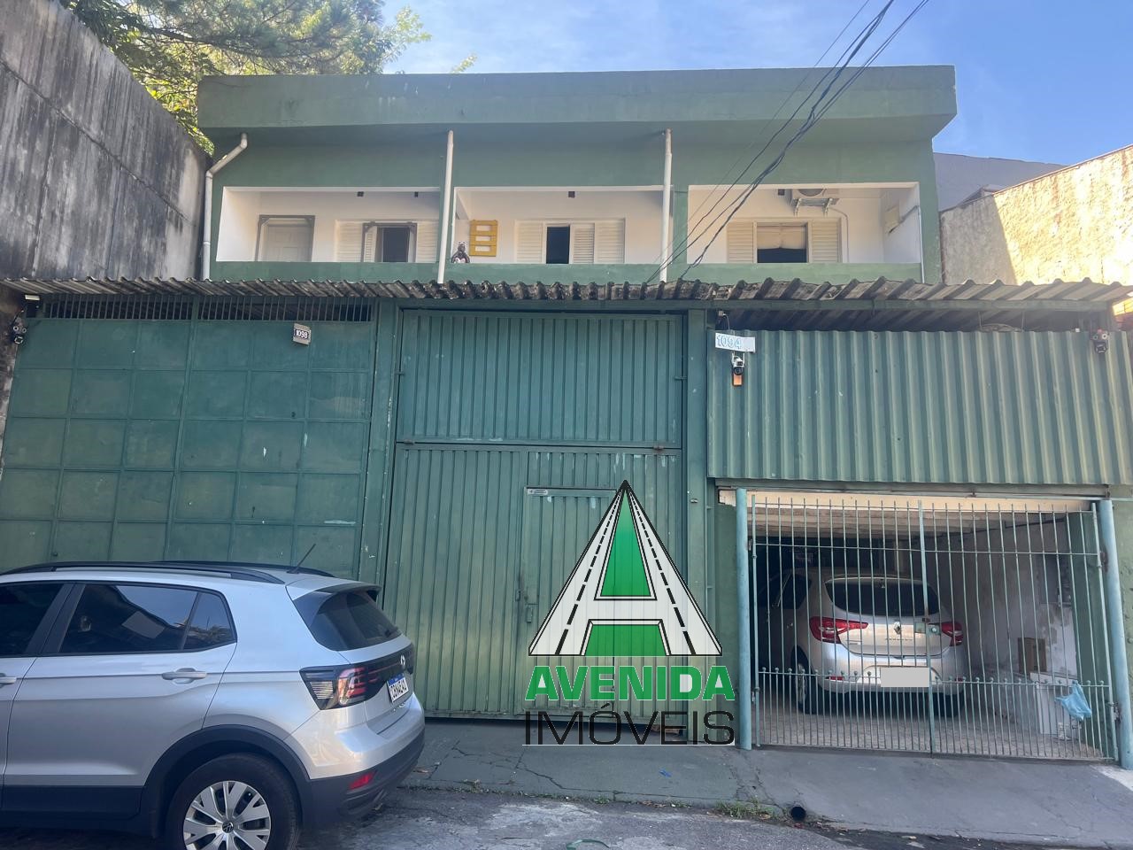 Casa  c/ 301 m² no Bairro Planalto em São Bernardo do Campo
