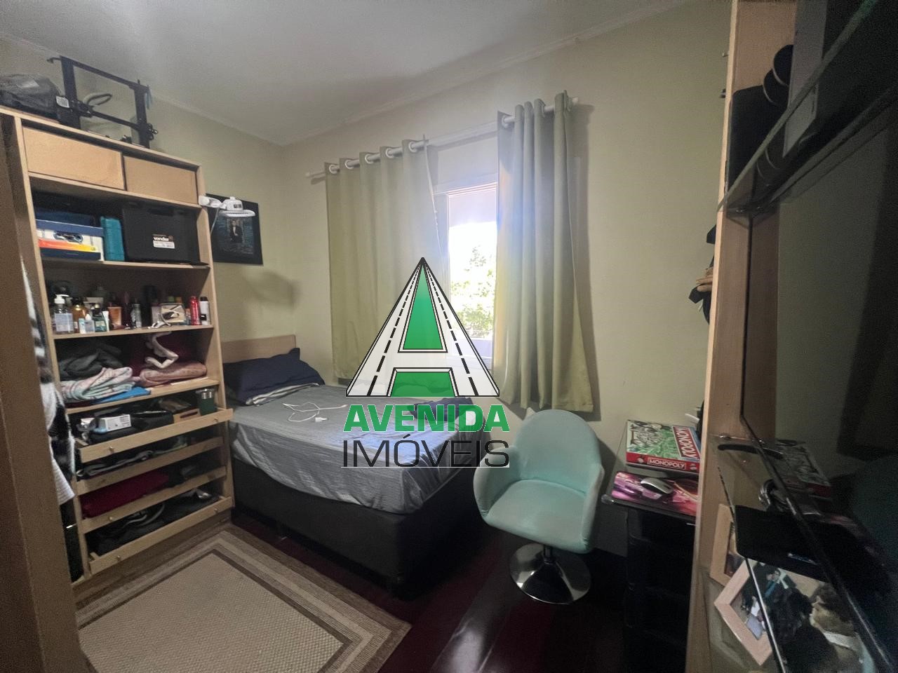 Casa  c/ 301 m² no Bairro Planalto em São Bernardo do Campo