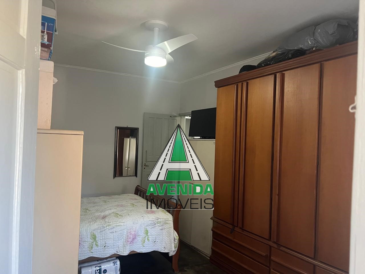 Casa  c/ 301 m² no Bairro Planalto em São Bernardo do Campo
