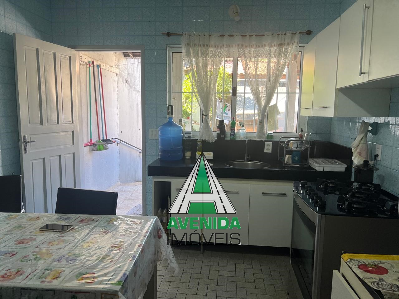 Casa  c/ 301 m² no Bairro Planalto em São Bernardo do Campo