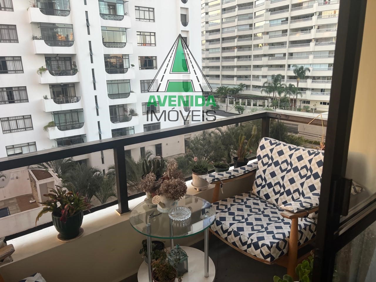 Apto. 106 m² com 2 dormitórios c/ sala ampliada na Chácara Inglesa em S. Bernardo do Campo