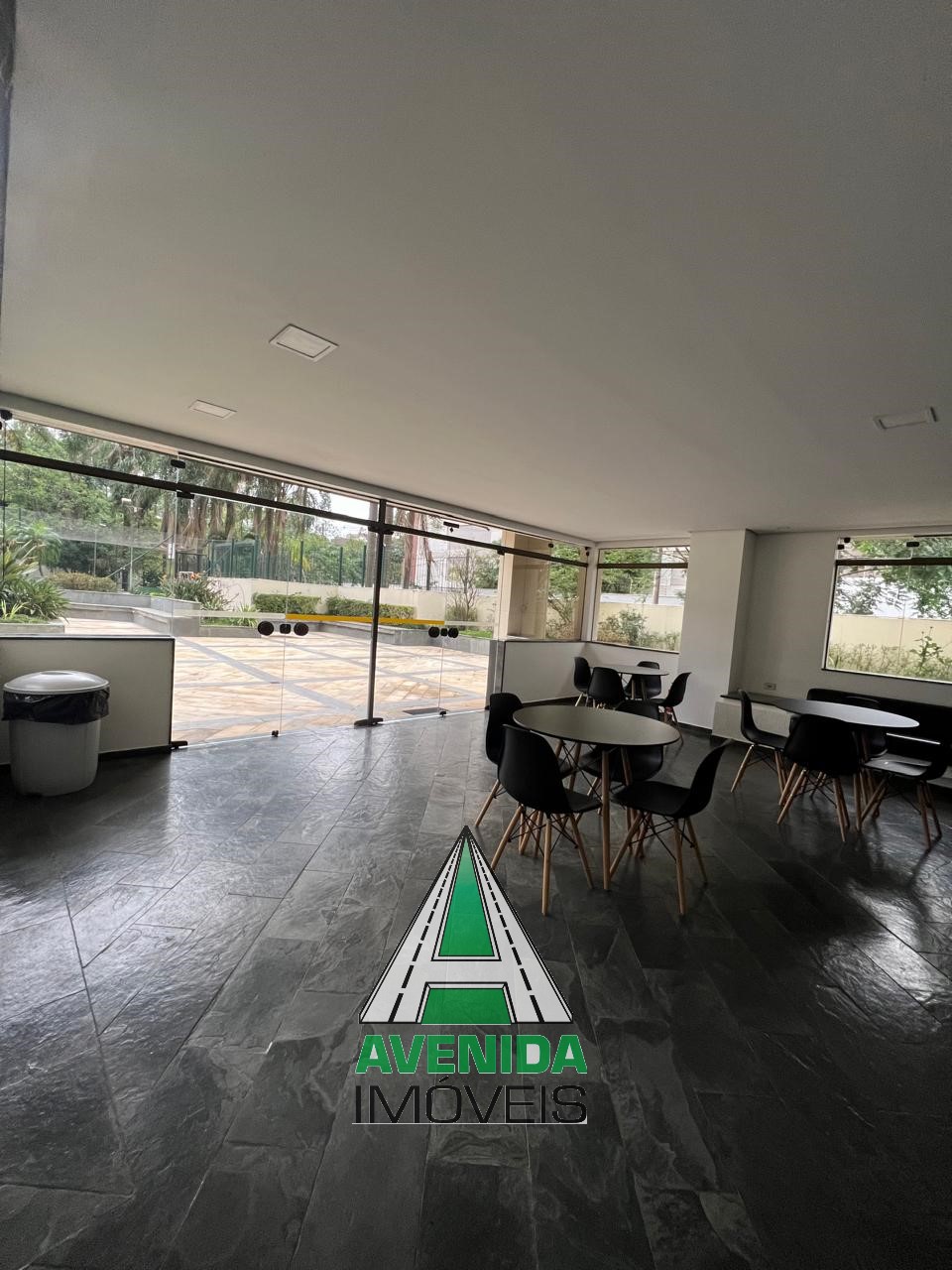 Apto. 106 m² com 2 dormitórios c/ sala ampliada na Chácara Inglesa em S. Bernardo do Campo